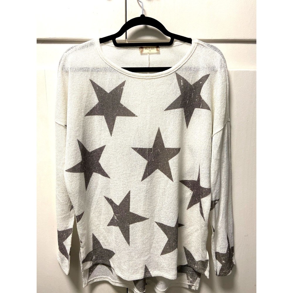 Altar'd State White Knit Sweater with Gray Star Print